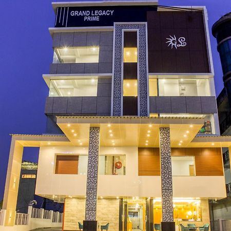 Zip By Spree Hotels Grand Legacy Prime Dehradun Exteriör bild