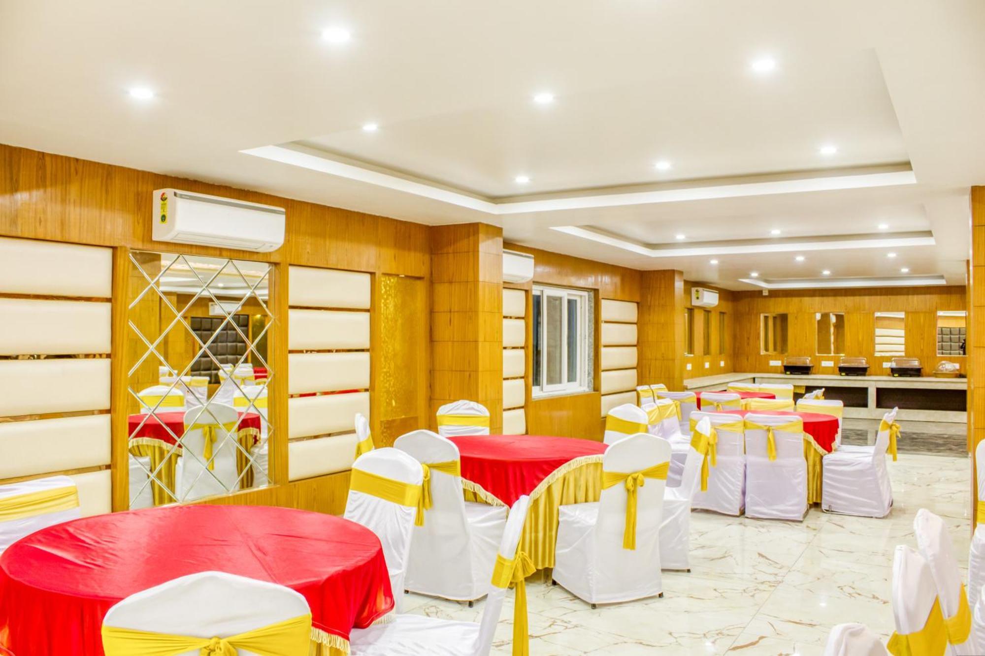 Zip By Spree Hotels Grand Legacy Prime Dehradun Exteriör bild