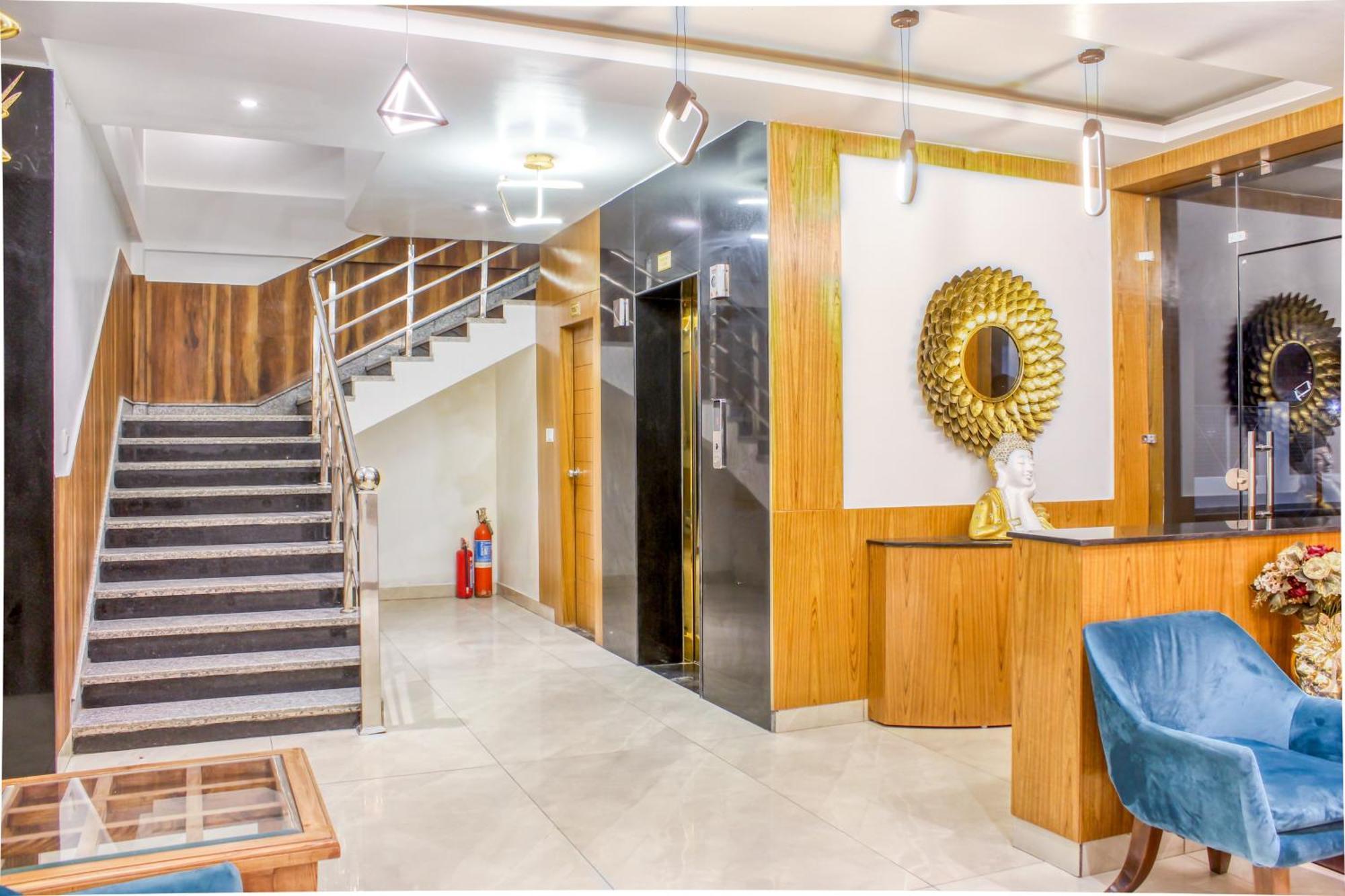 Zip By Spree Hotels Grand Legacy Prime Dehradun Exteriör bild